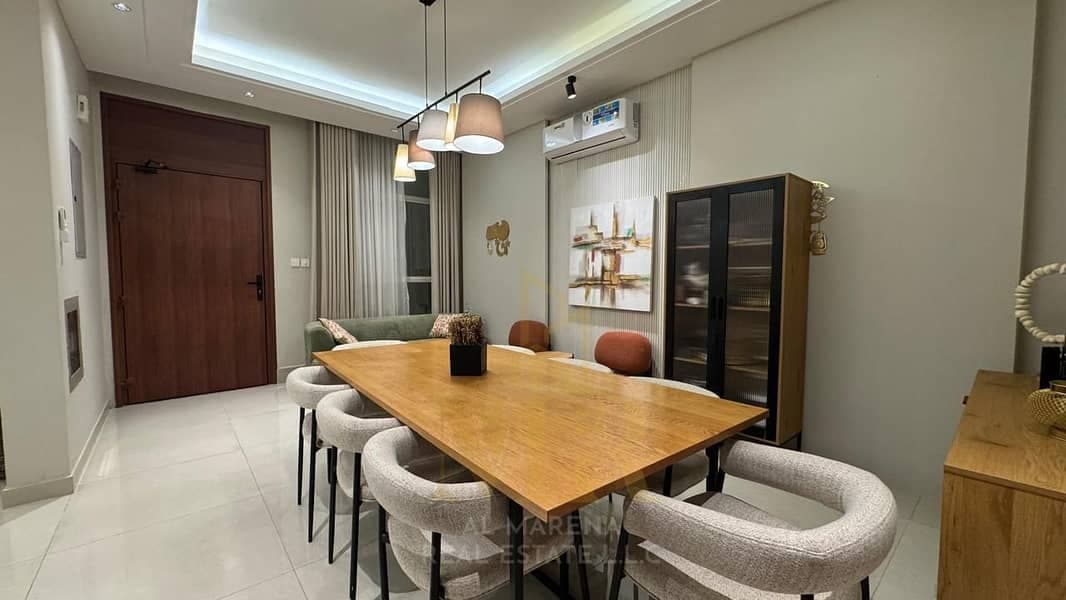 Prime opportunity in Jasmine City, ground & first floor with super deluxe finishes, including utilities, ACs & furniture, ready to transfer, photo 3